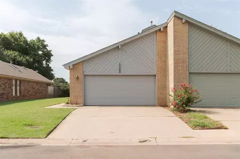 12208 Banyan Ln, Oklahoma City, OK 73162