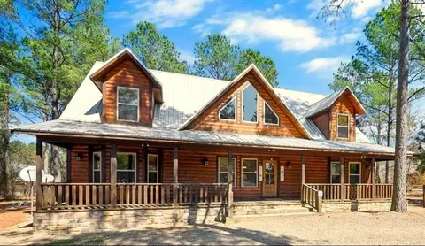 331 Timber Hills Ln, Broken Bow, OK 74728