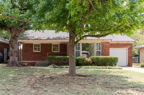 1744 Carlisle Rd, Oklahoma City, OK 73120