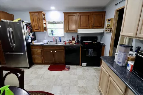 330929 E Lynne Ln, Harrah, OK 73045 photo 13