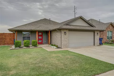 9304 Arman Dr, Yukon, OK 73099