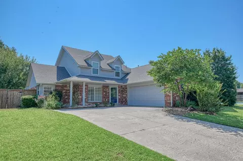 1901 Emberwood Dr, Norman, OK 73072