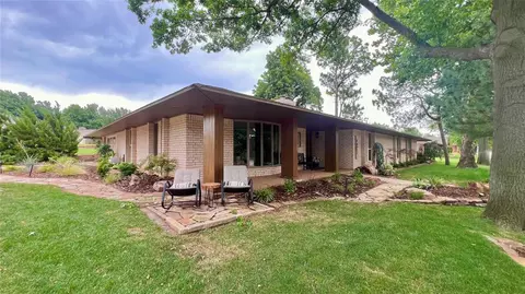 8912 Sheringham Dr, Oklahoma City, OK 73132