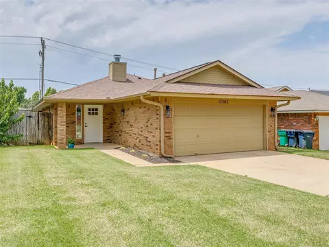17303 Valley Pl, Edmond, OK 73012