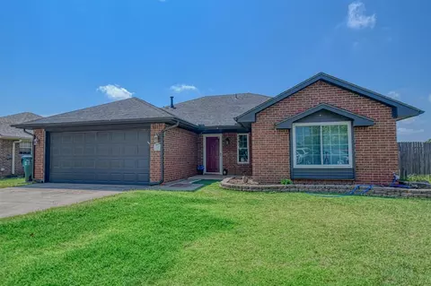724 Glen Ellen Cir, Norman, OK 73071