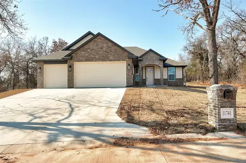 11741 White Tail Rdg, Guthrie, OK 73044