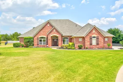 146 Christopher Cir, Choctaw, OK 73020