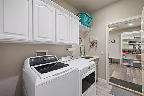 315 N Mustang Rd, Tuttle, OK 73089 photo 20
