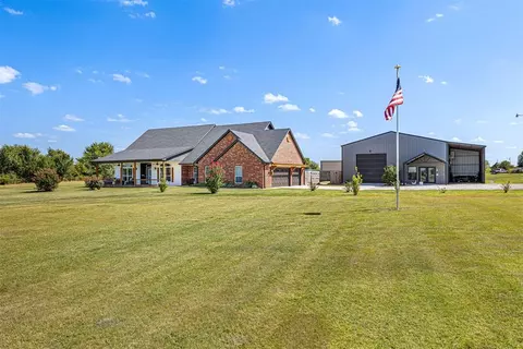 315 N Mustang Rd, Tuttle, OK 73089 photo 2