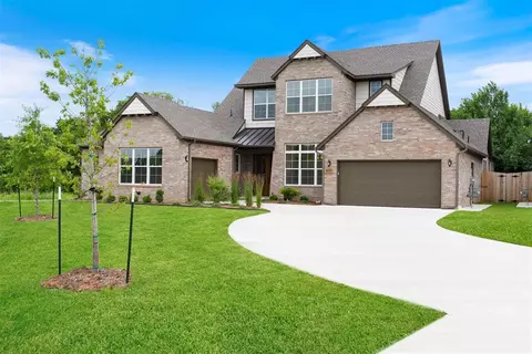 4001 Yellowstone Dr, Norman, OK 73069