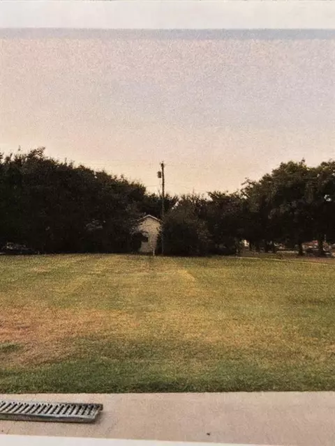 1330 E Main St, Shawnee, OK 74801