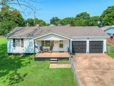 214 S Ruth Ave, Shawnee, OK 74801