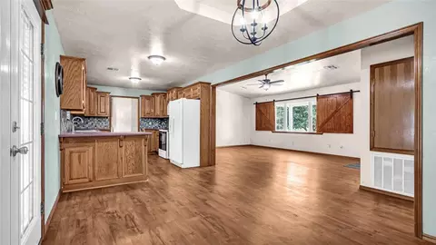 106 Amber Ln, Davis, OK 73030 photo 8