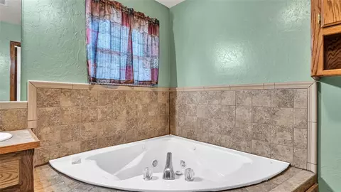 106 Amber Ln, Davis, OK 73030 photo 21