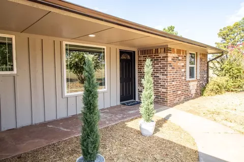 856 County Road 1400 Rd, Chickasha, OK 73018