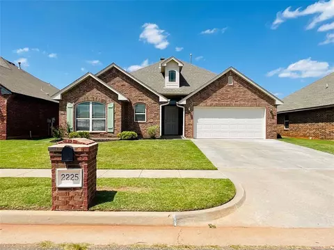 2225 NW 195th St, Edmond, OK 73012