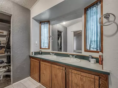 204 E Sanderson St, Crescent, OK 73028 photo 20