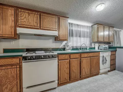 204 E Sanderson St, Crescent, OK 73028 photo 12