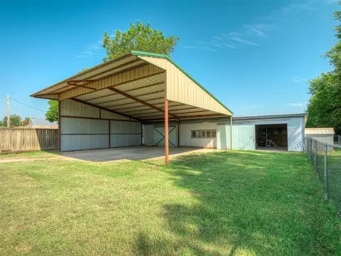 204 E Sanderson St, Crescent, OK 73028 photo 37