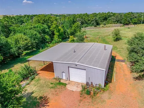 4501 S Methodist Rd, Hinton, OK 73047 photo 38