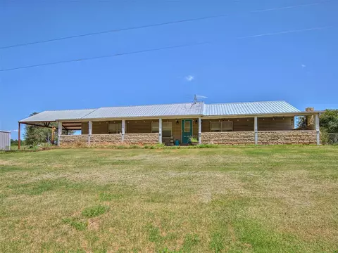 4501 S Methodist Rd, Hinton, OK 73047 photo 2