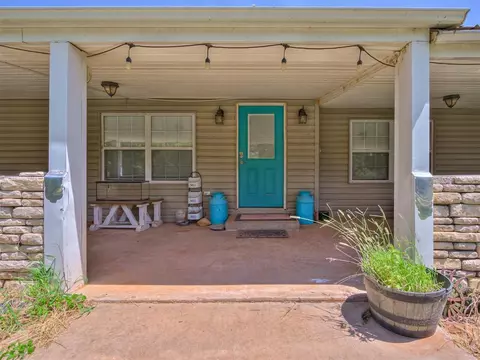 4501 S Methodist Rd, Hinton, OK 73047 photo 3