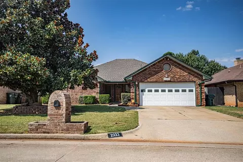 2333 S Avery Ave, Midwest City, OK 73130