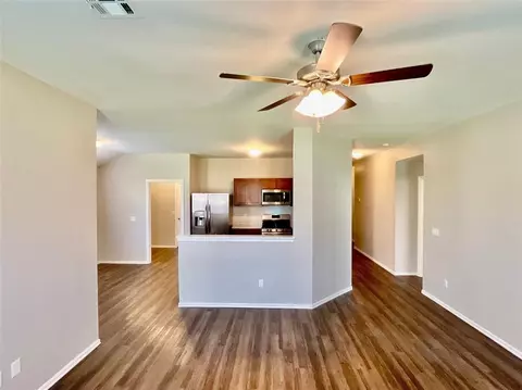 1775 Bartlett Dr, Newcastle, OK 73065 photo 3