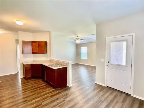 1775 Bartlett Dr, Newcastle, OK 73065 photo 5