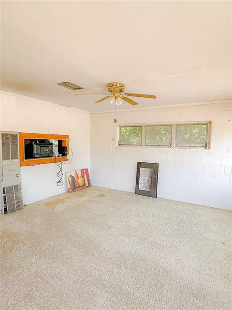 418 E 3rd St, Cordell, OK 73632 photo 27