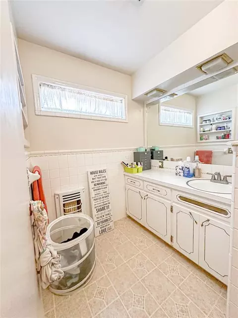 418 E 3rd St, Cordell, OK 73632 photo 18