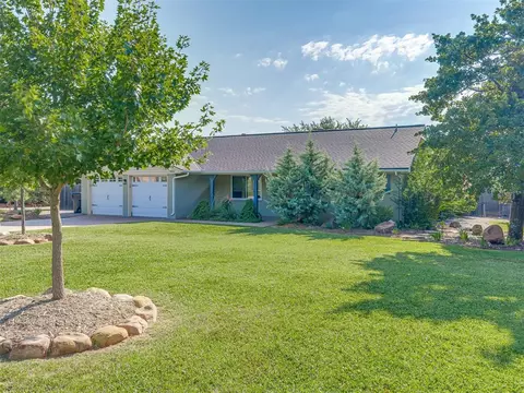 10012 N Hassett Rd, Oklahoma City, OK 73131