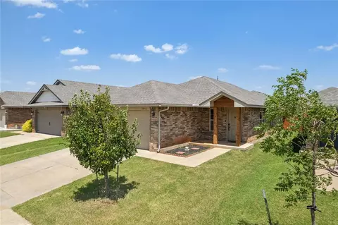 19712 Brunswick Ct, Edmond, OK 73012