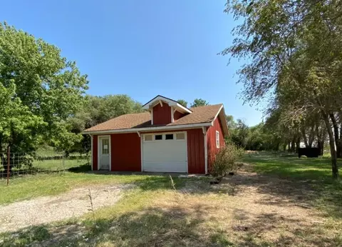 101 E Main St, Nardin, OK 74646 photo 5
