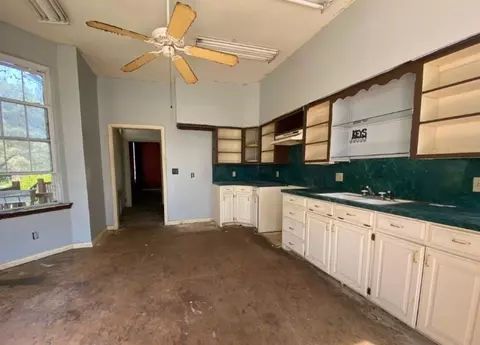 101 E Main St, Nardin, OK 74646 photo 10