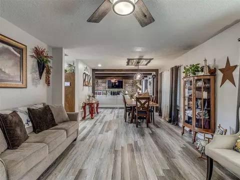 700 E 10th St, Cherokee, OK 73728 photo 9