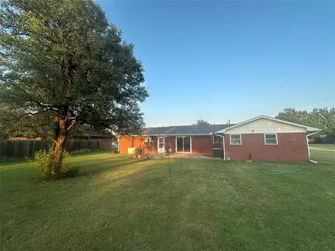 820 N 3rd St, Okeene, OK 73763 photo 20