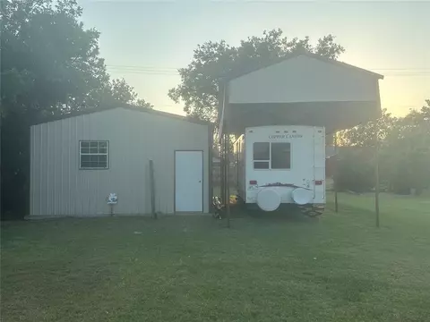 820 N 3rd St, Okeene, OK 73763 photo 22