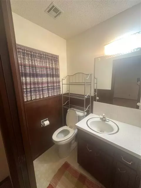 820 N 3rd St, Okeene, OK 73763 photo 17