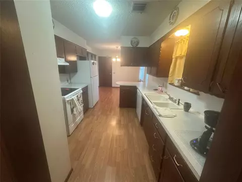 820 N 3rd St, Okeene, OK 73763 photo 8