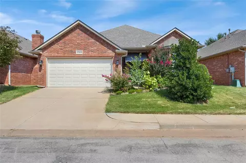17200 Cedar Dr, Edmond, OK 73012