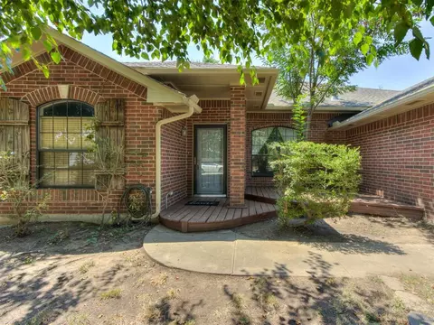 4012 Bald Eagle Dr, Norman, OK 73072