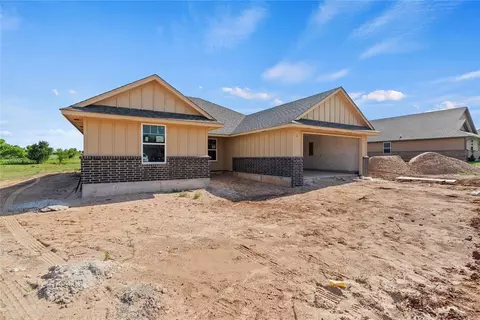1925 Eli Ave, Tuttle, OK 73089 photo 2