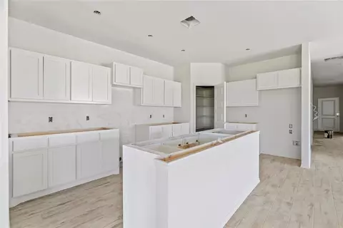 1927 Eli Ave, Tuttle, OK 73089 photo 6