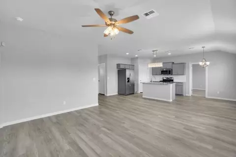 1013 Avalon Ct, Altus, OK 73521 photo 8