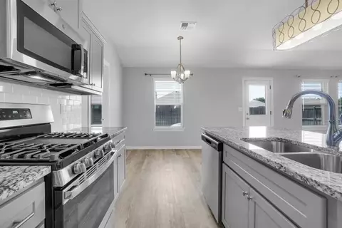 1013 Avalon Ct, Altus, OK 73521 photo 12