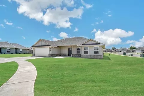 1013 Avalon Ct, Altus, OK 73521 photo 3