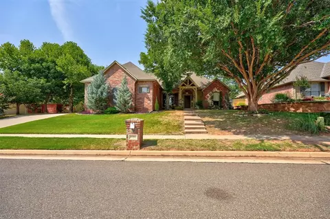 2701 Palomino Dr, Edmond, OK 73034