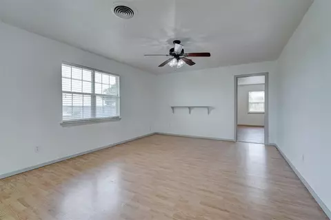 703 E Central, Carney, OK 74832 photo 9