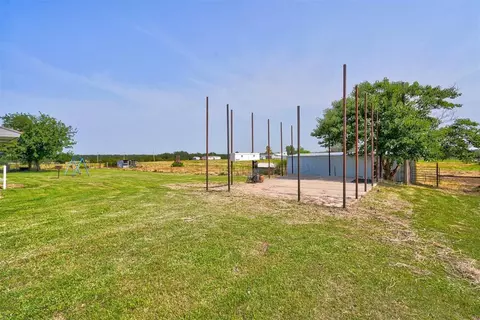 703 E Central, Carney, OK 74832 photo 36